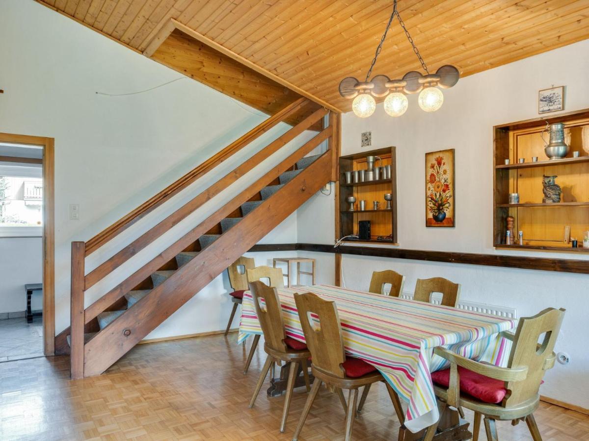 Spacious Chalet In Maishofen Near Forest エクステリア 写真