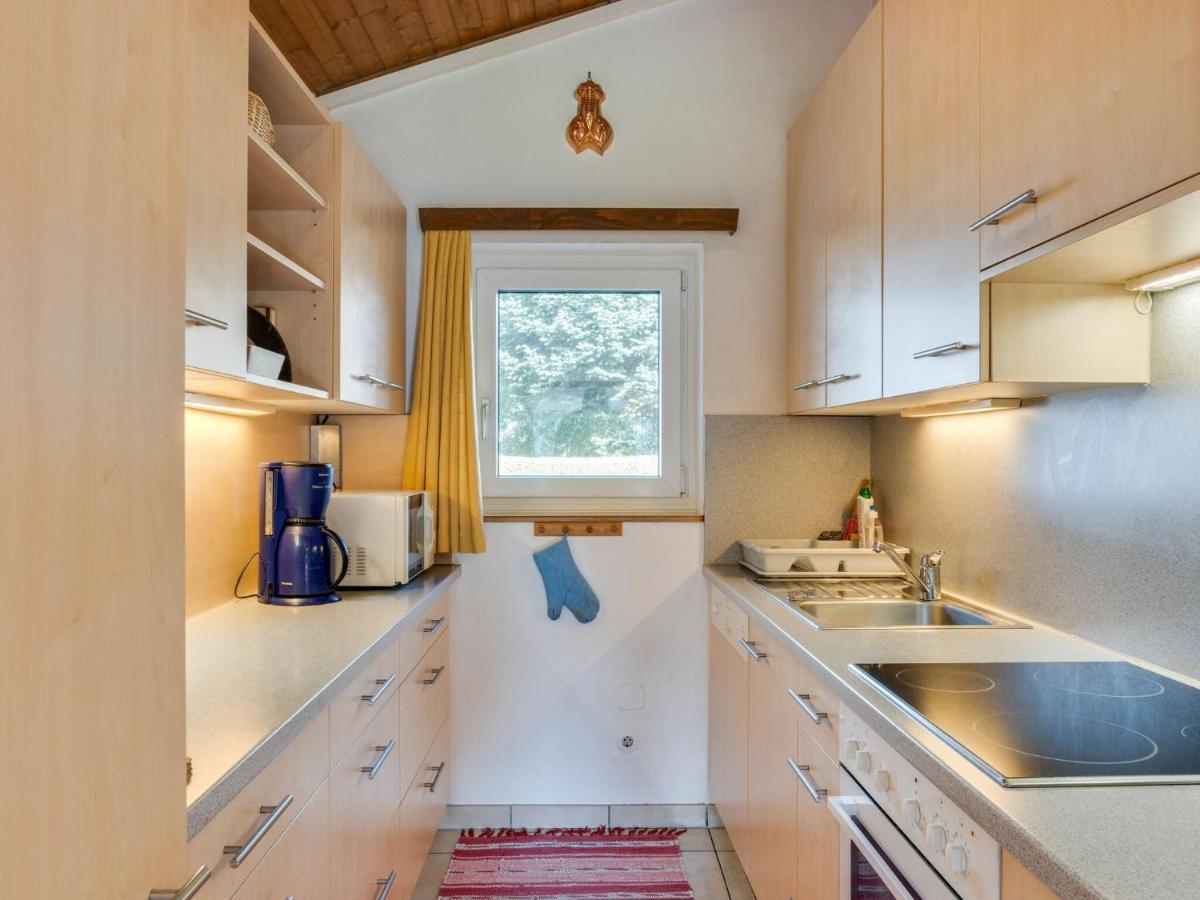 Spacious Chalet In Maishofen Near Forest エクステリア 写真